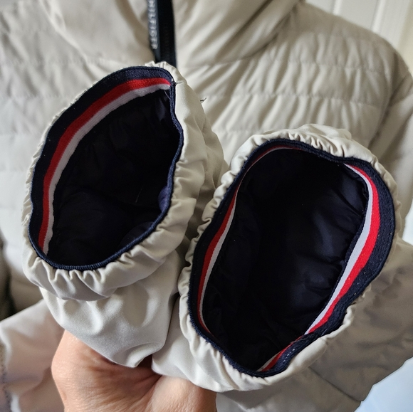 Preowned Tommy Hilfiger, size small, mens, quilted puffer‎ - Picture 4 of 16